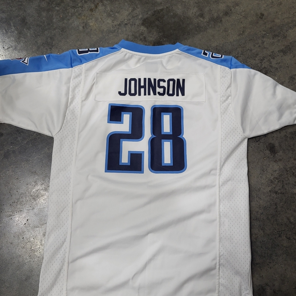 Titans jersey - Picture 2 of 2